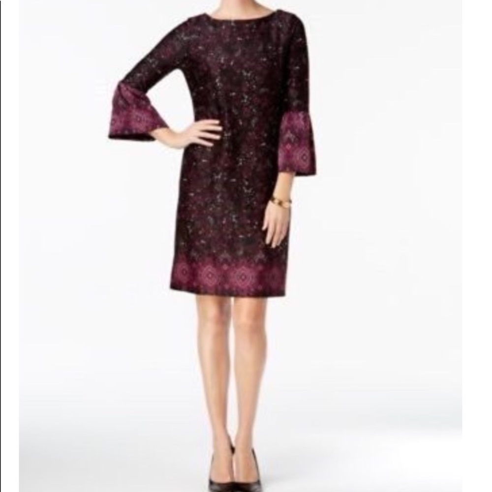 Bell sleeve dress